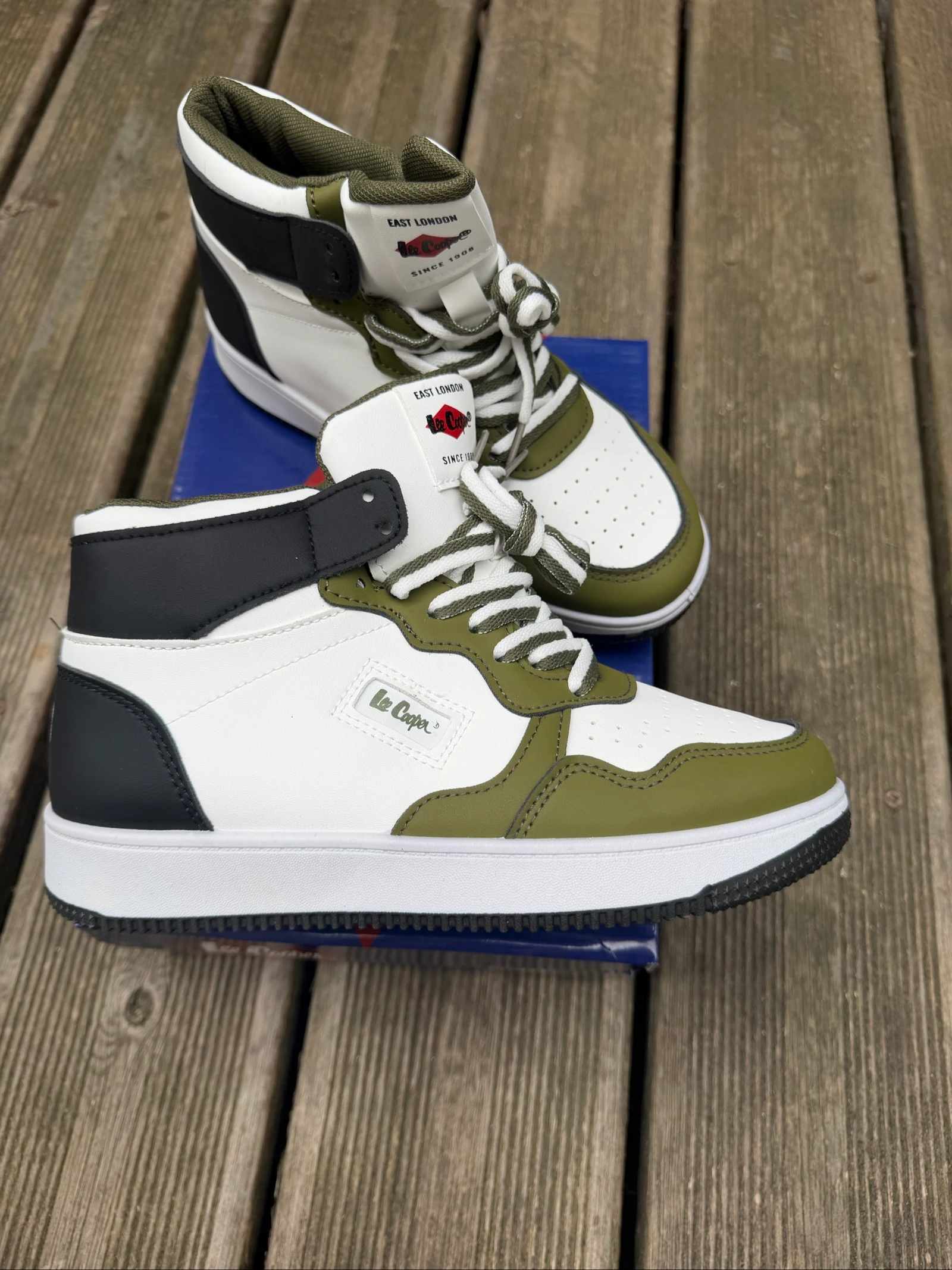 Basket Lee Cooper montante kaki taille 39